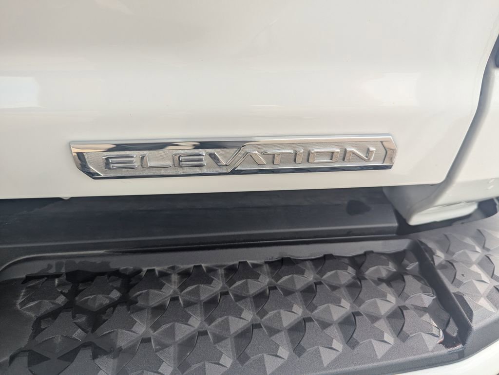 Used 2024 GMC Canyon Elevation w/ Convenience Package RWD image 12