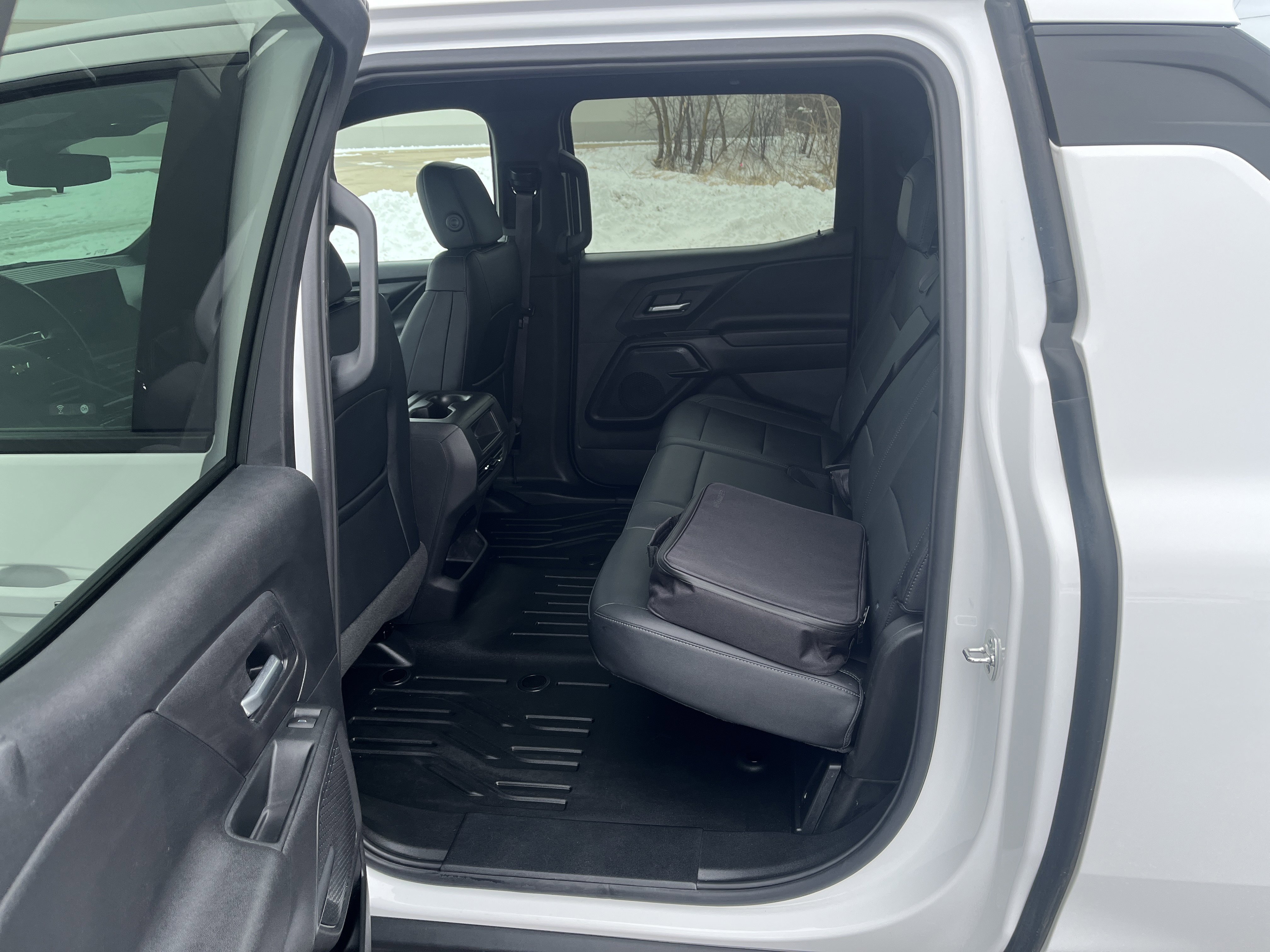 Used 2025 Chevrolet Silverado EV W/T image 14