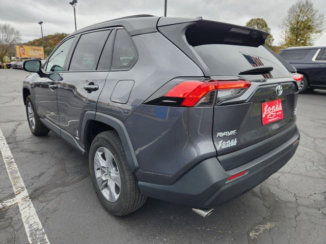 Used 2025 Toyota RAV4 XLE image 3