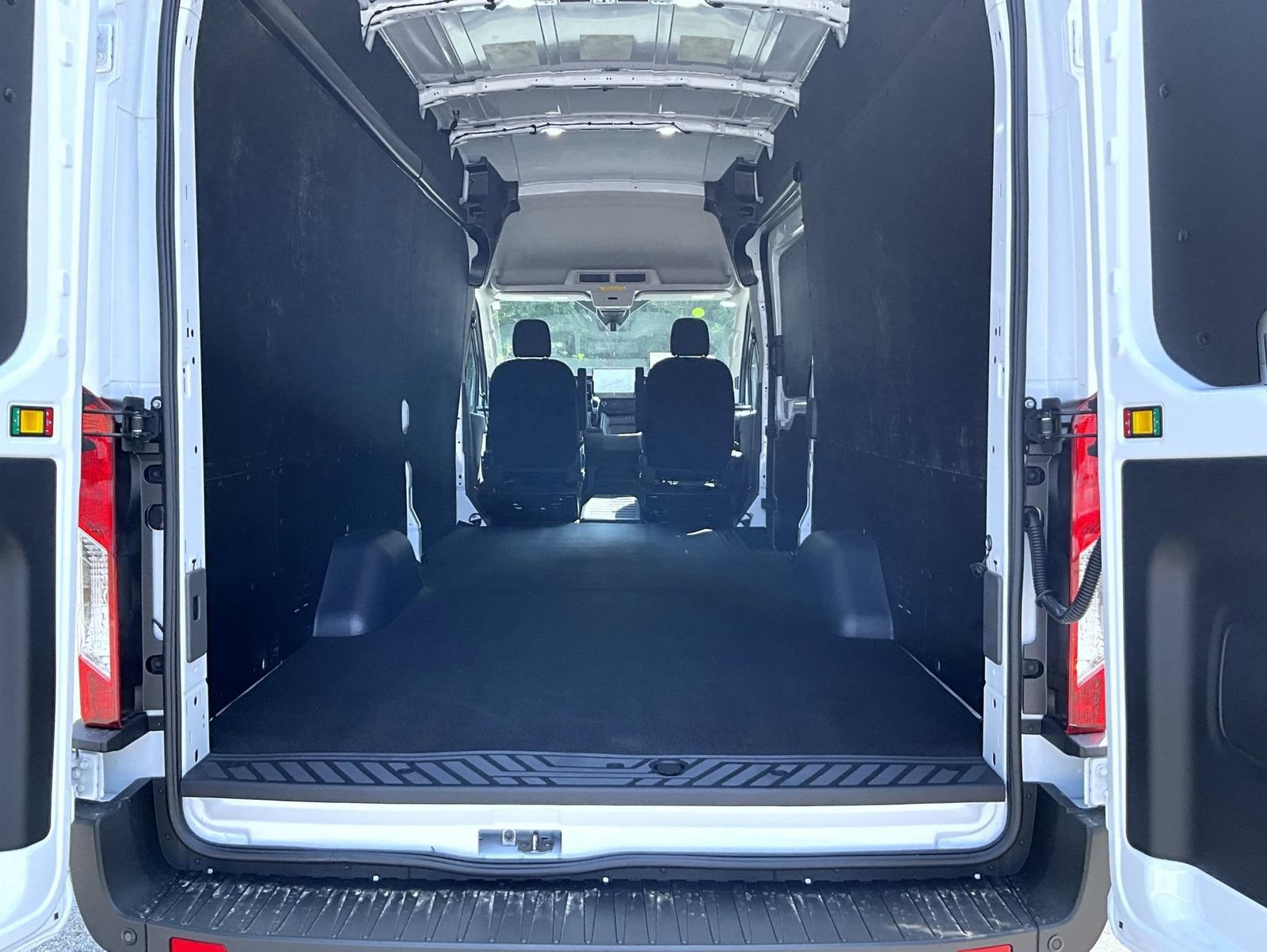 New 2026 Ford Transit 350 148 High Roof Extended w/ Load Area Protection Package RWD image 9