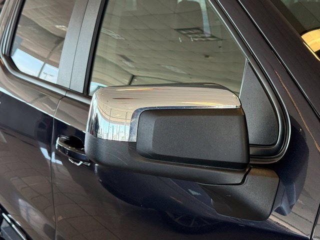 Used 2022 Chevrolet Silverado 1500 LT w/ Protection Package AWD/4WD image 13