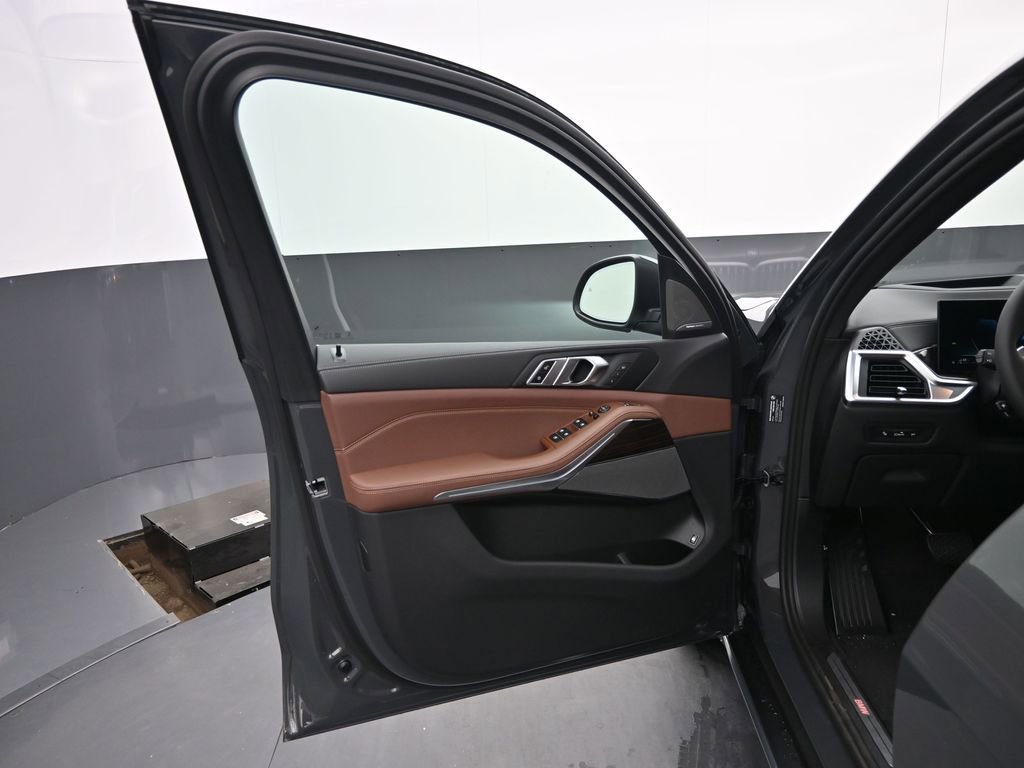 New 2026 BMW X5 xDrive50e AWD/4WD image 5
