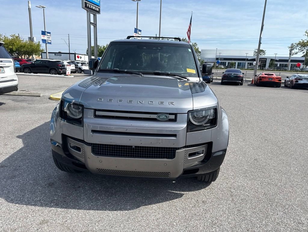 Used 2021 Land Rover Defender 110 X-Dynamic HSE AWD/4WD image 3