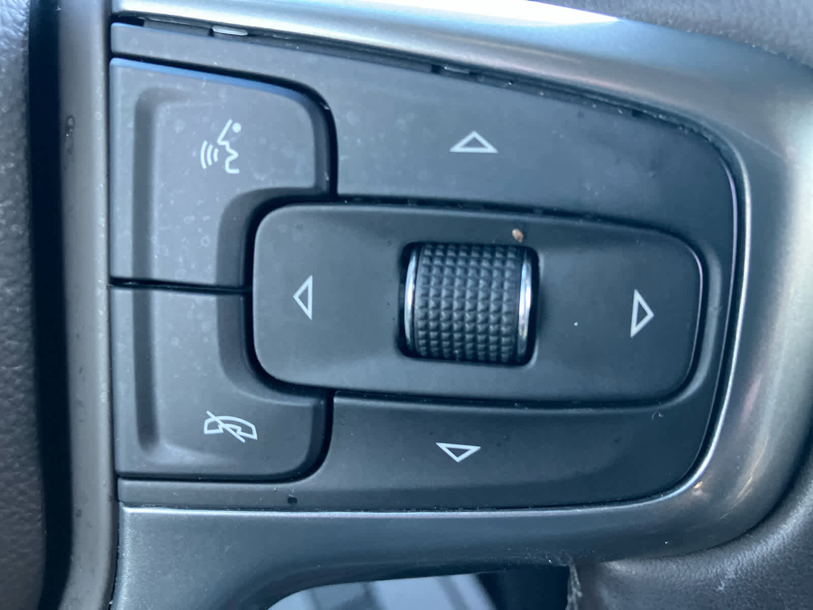 Certified 2024 Chevrolet Tahoe Z71 w/ Luxury Package image 20