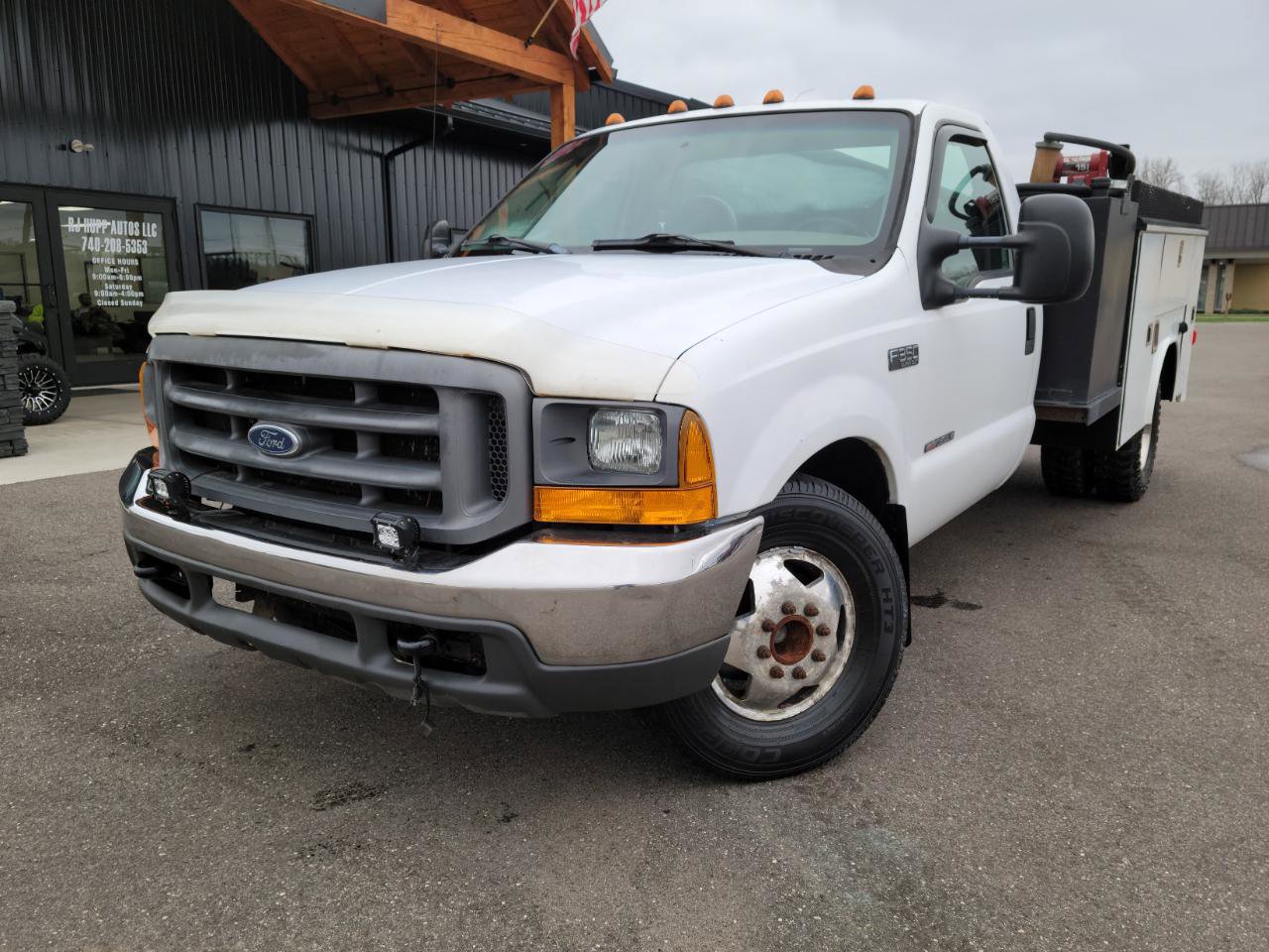 Used 1999 Ford F350 XL RWD image 1
