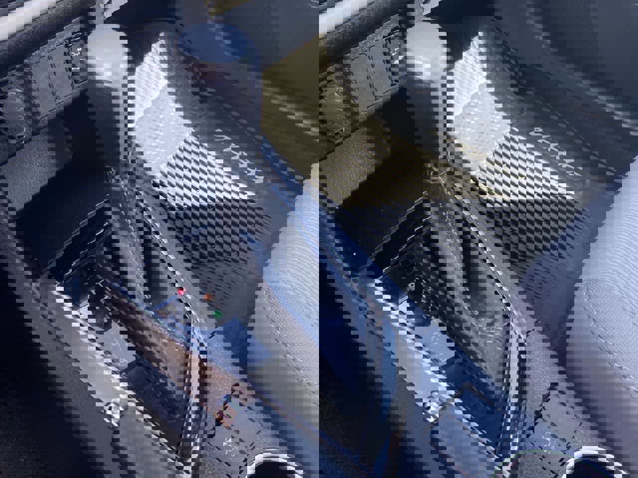 Used 2019 Toyota Corolla LE FWD image 18