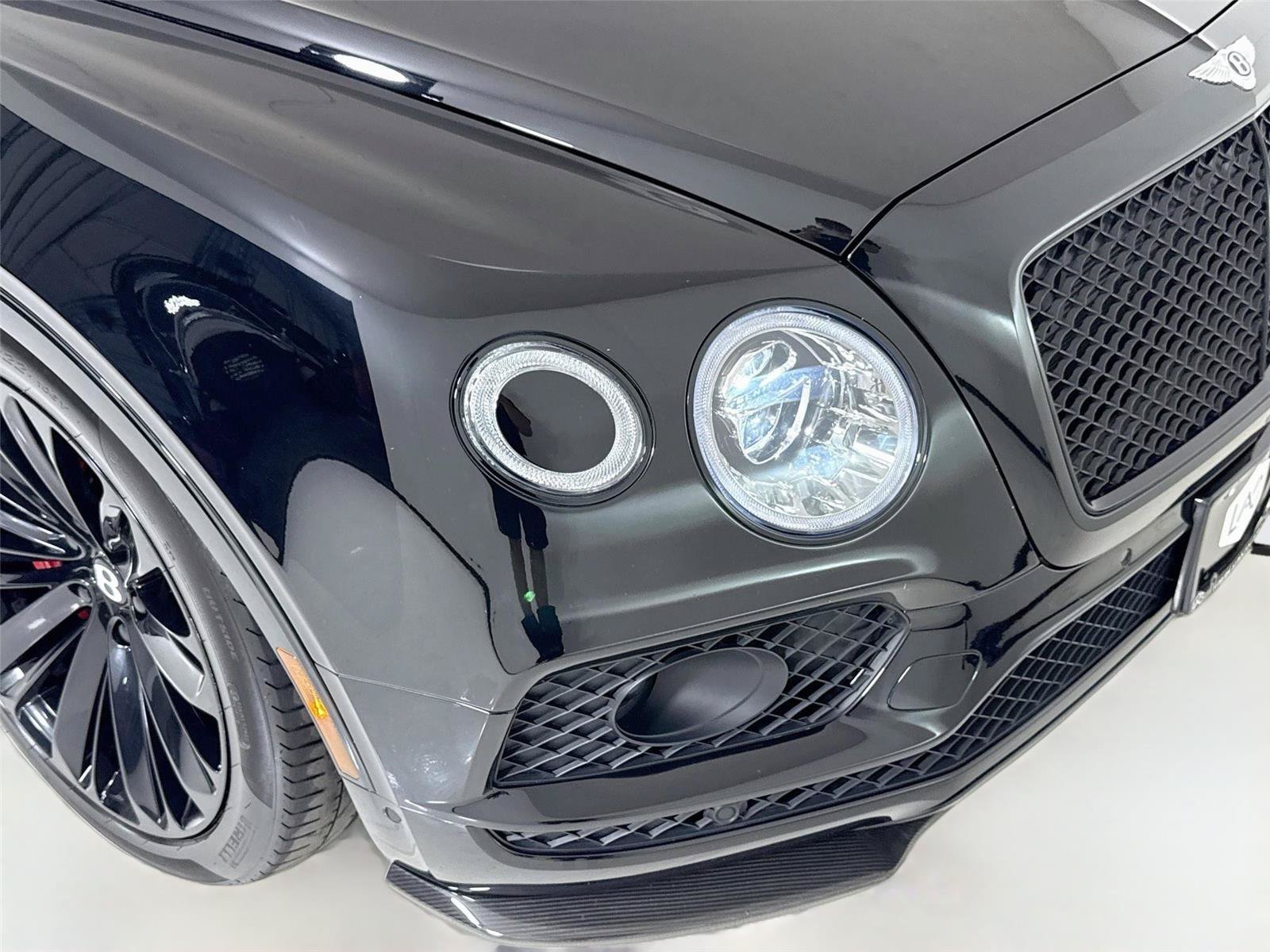 Used 2020 Bentley Bentayga Speed AWD/4WD image 39