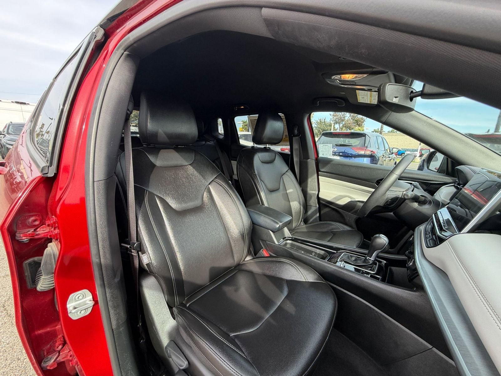 Used 2025 Jeep Compass Limited AWD/4WD image 37
