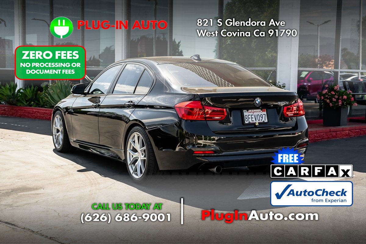 Used 2018 BMW 320i Sedan RWD image 4