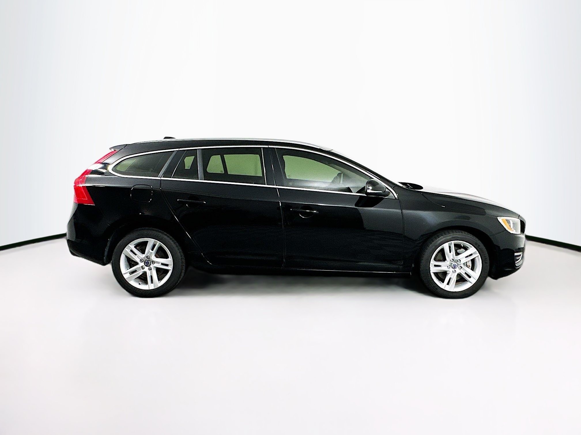 Used 2015 Volvo V60 T5 Premier AWD/4WD image 10