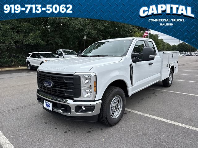 New 2025 Ford F250 XL w/ XL Chrome Package image 1