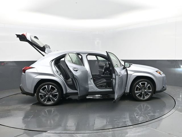 Used 2023 Lexus UX 250h AWD w/ Accessory Package (Z1) image 30