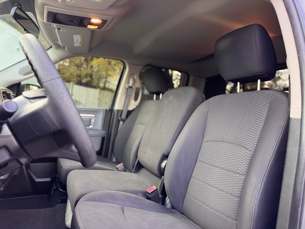 Used 2020 RAM 1500 Warlock AWD/4WD image 19
