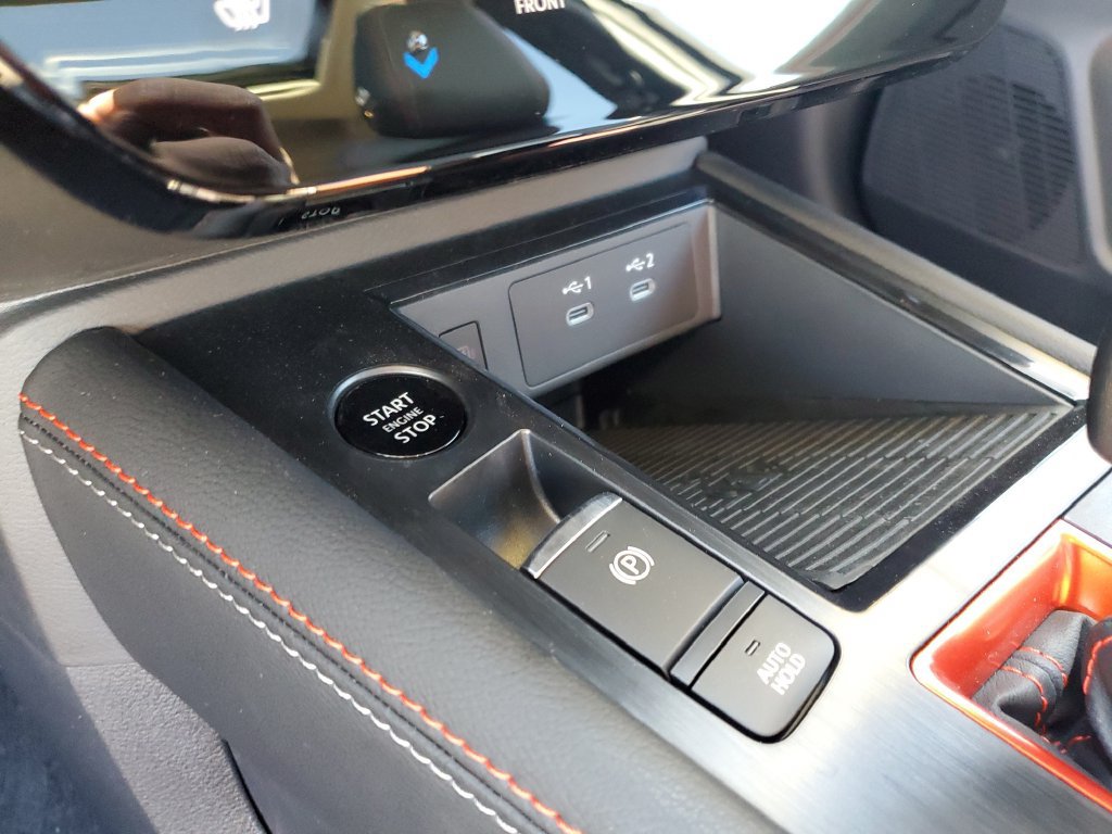 New 2027 Nissan Kicks SR w/ SR Premium Package FWD image 32