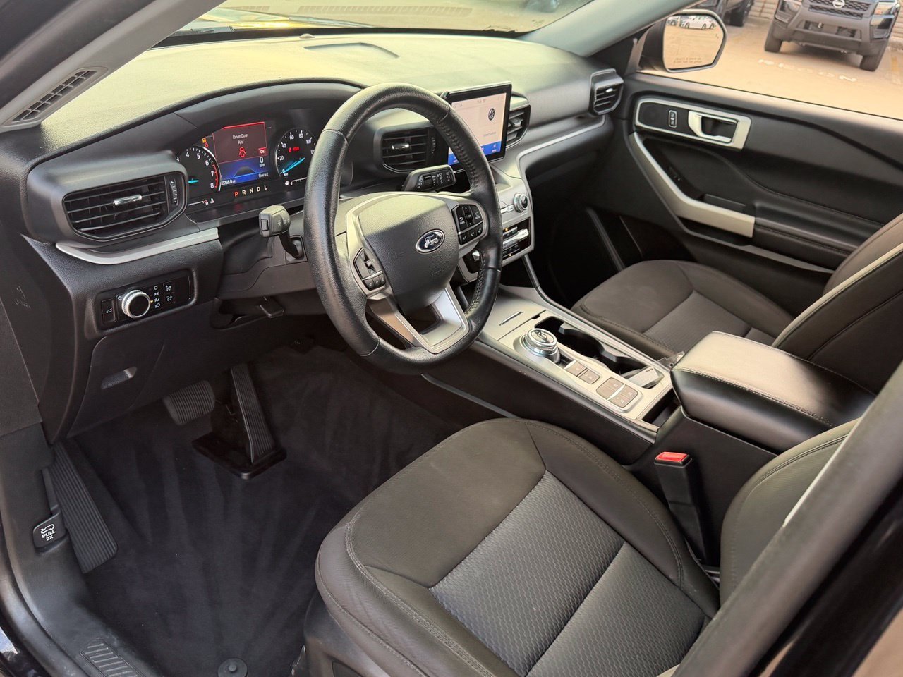 Used 2022 Ford Explorer XLT RWD image 13