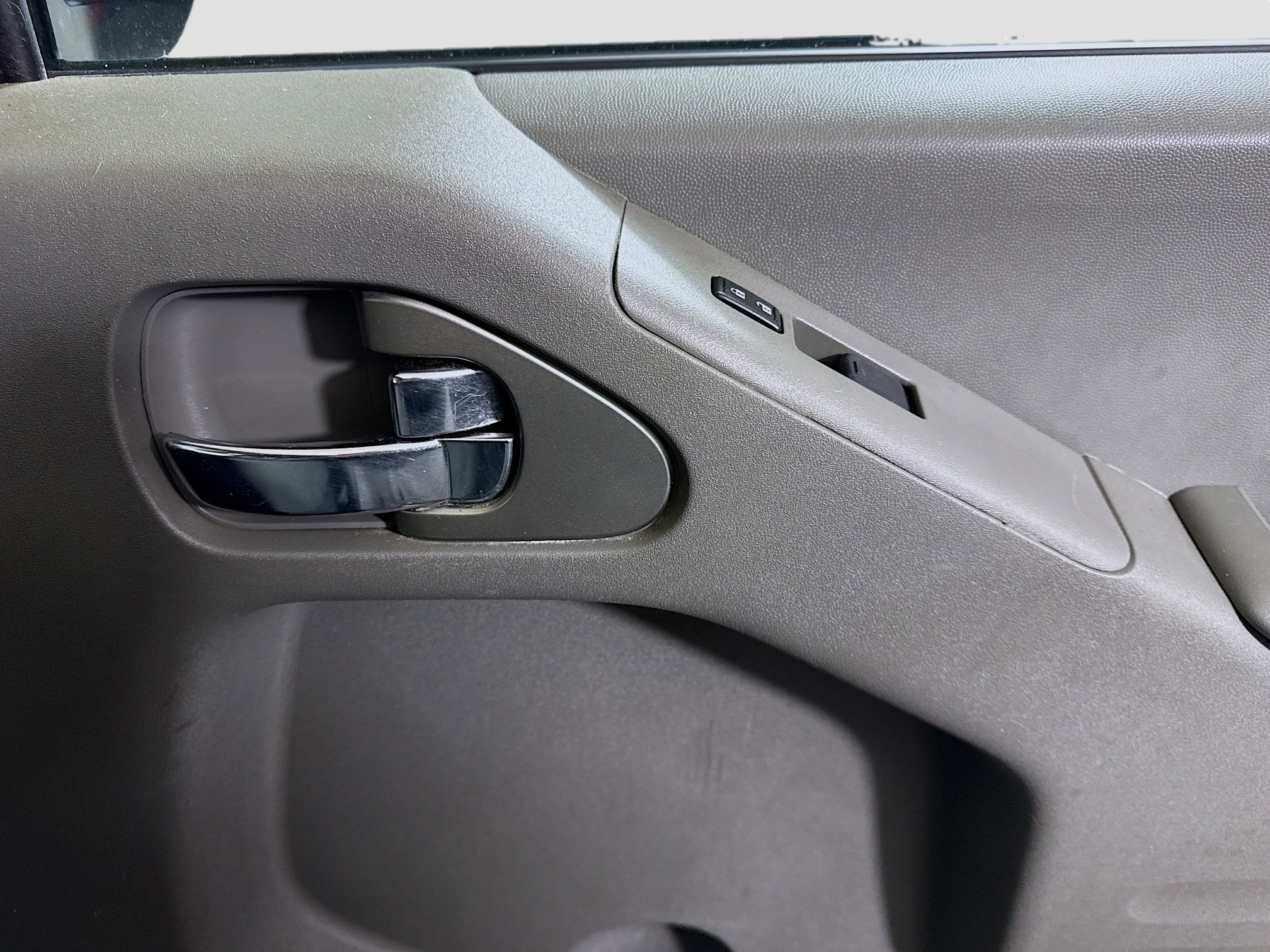 Used 2020 Nissan Frontier SV image 31