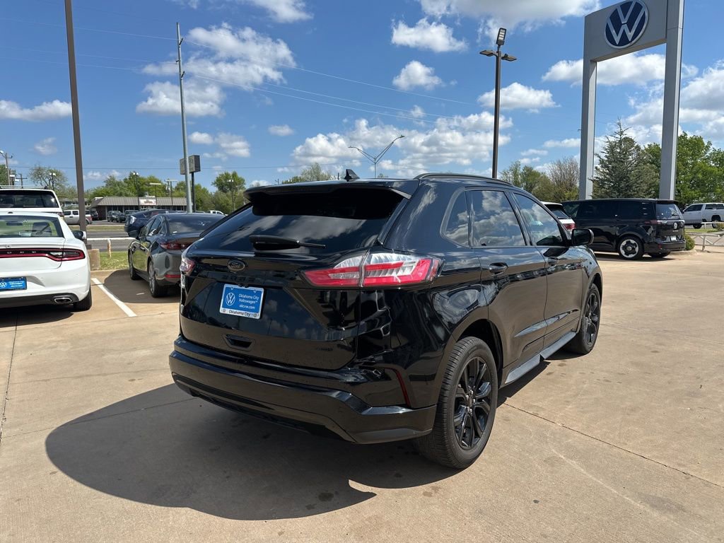 Used 2023 Ford Edge SE w/ Black Appearance Package AWD/4WD image 5