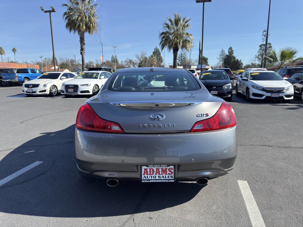 Used 2012 INFINITI G37 Journey w/ Premium Pkg image 4