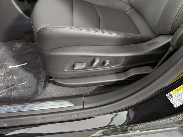 New 2026 Cadillac XT5 Premium Luxury w/ LPO, Floor Liner Package image 18