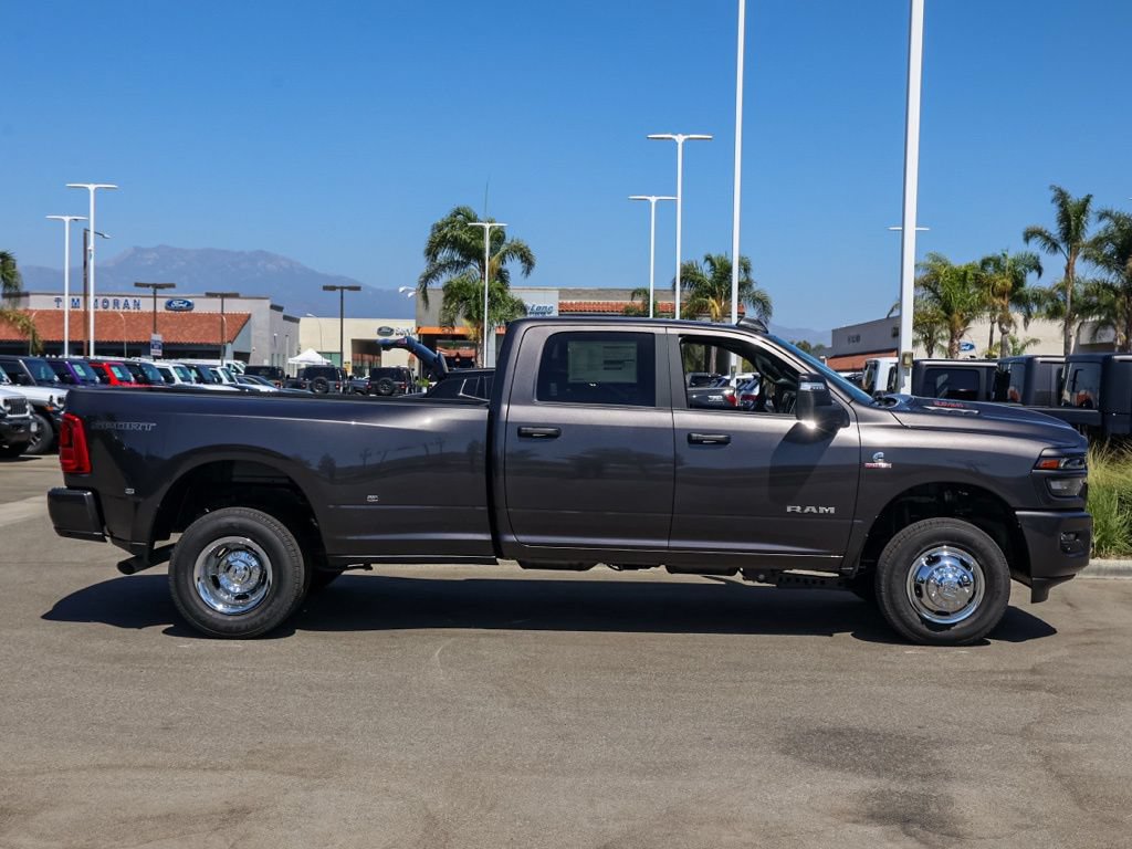 New 2026 RAM 3500 Big Horn AWD/4WD image 3