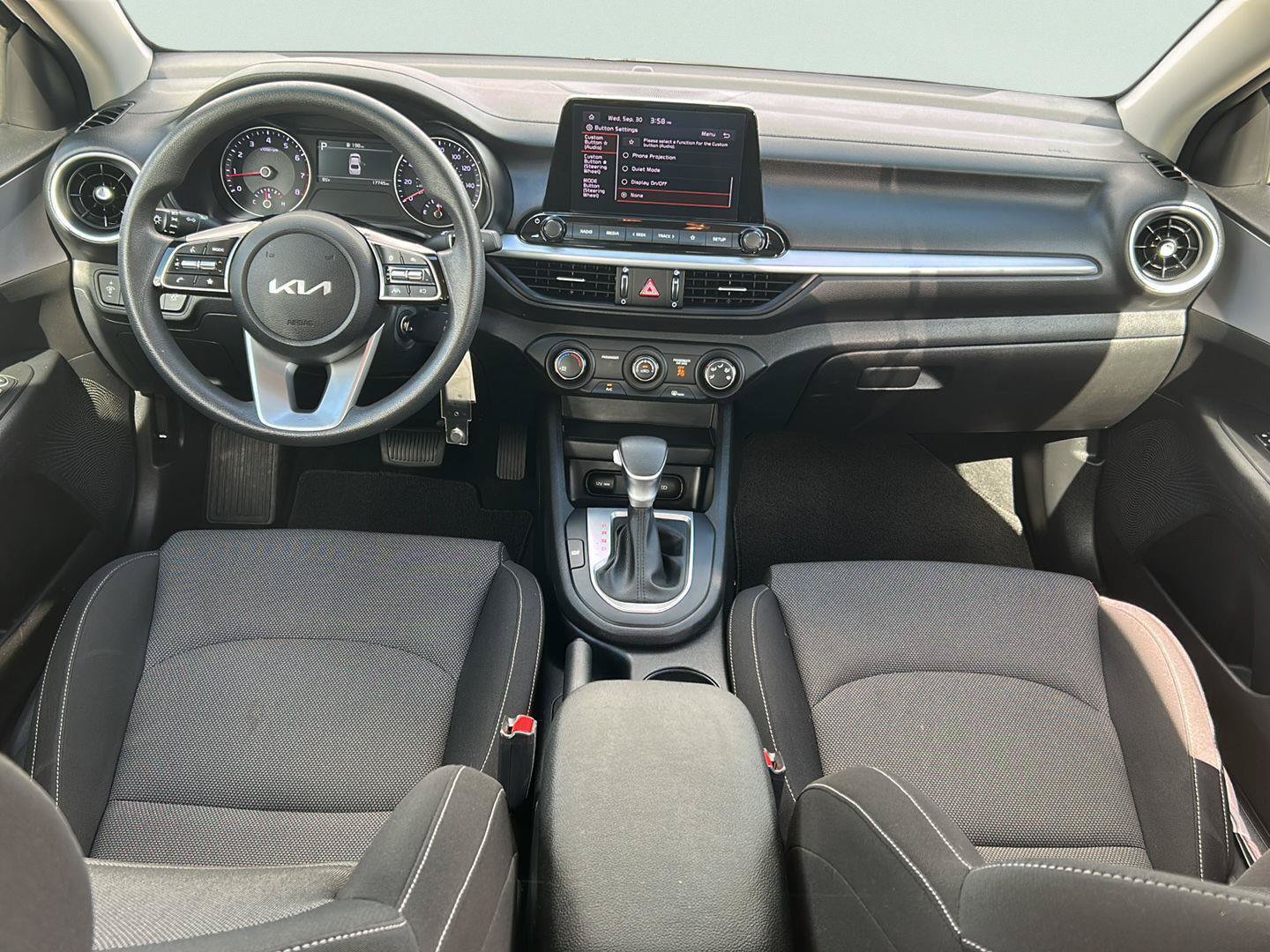 Used 2024 Kia Forte LXS FWD image 18