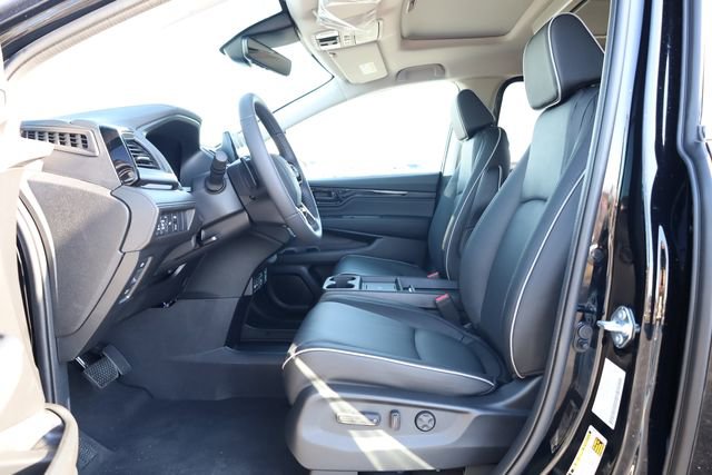 New 2026 Honda Odyssey Touring image 11