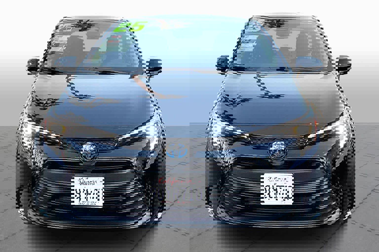 Certified 2025 Toyota Corolla LE image 3