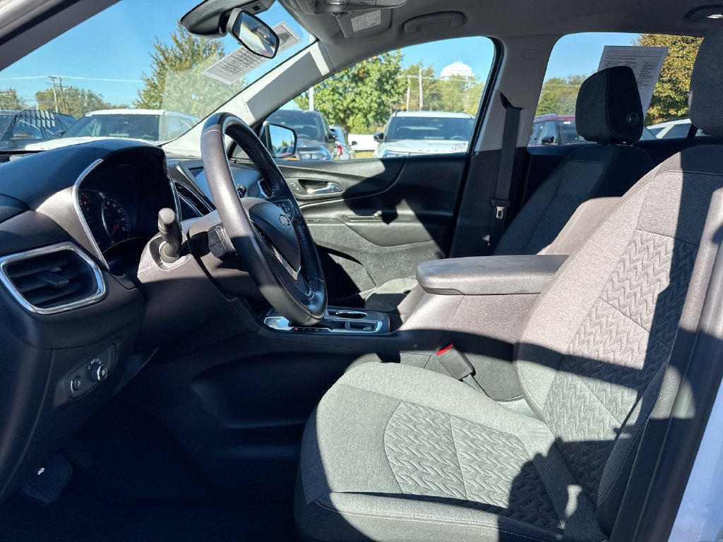 Used 2022 Chevrolet Equinox LT FWD image 19