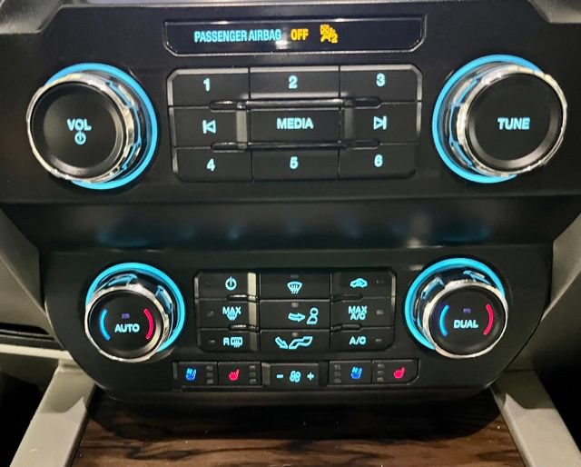 Used 2020 Ford F150 Lariat RWD image 22