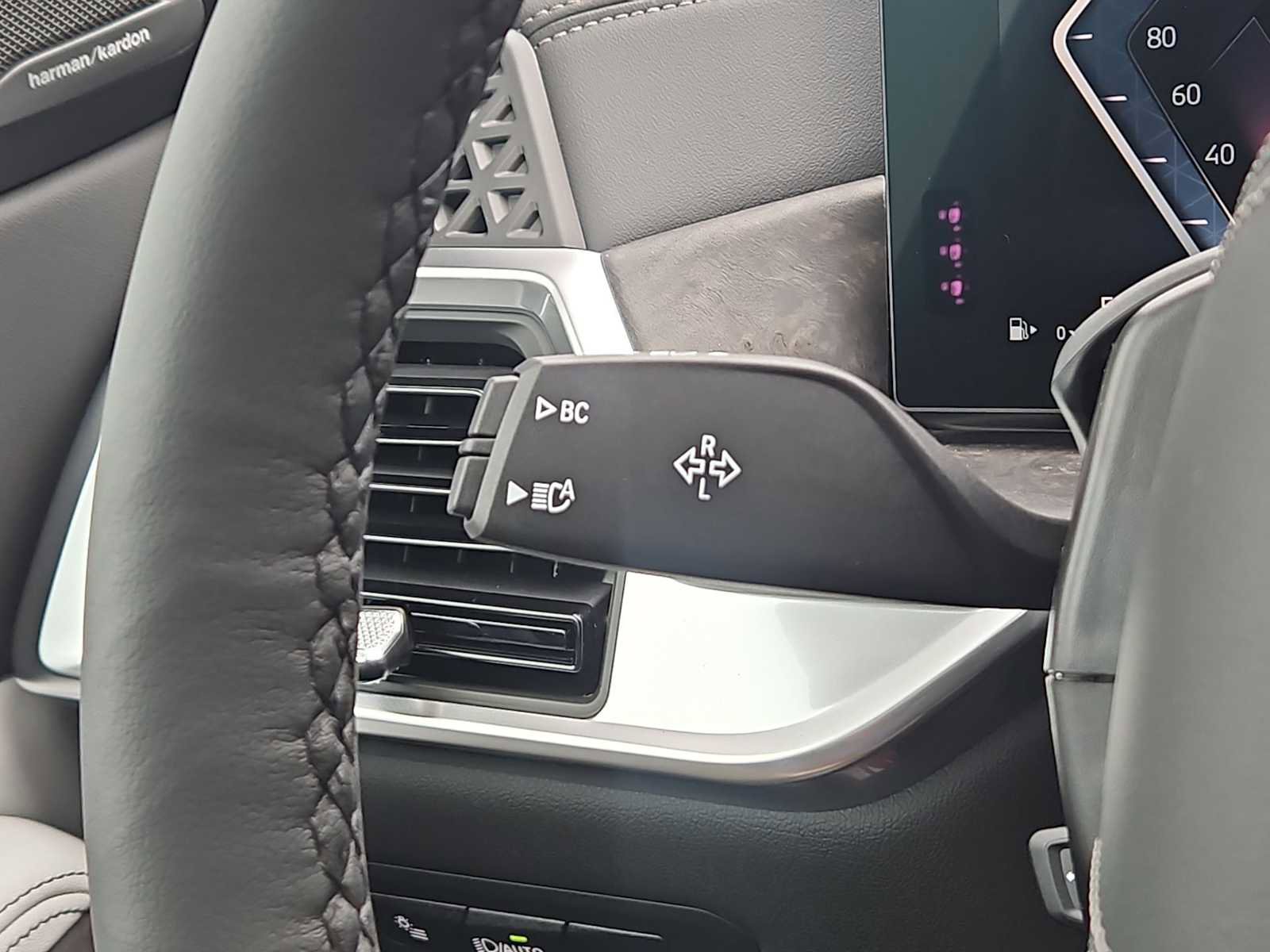 Used 2026 BMW X5 xDrive40i image 27