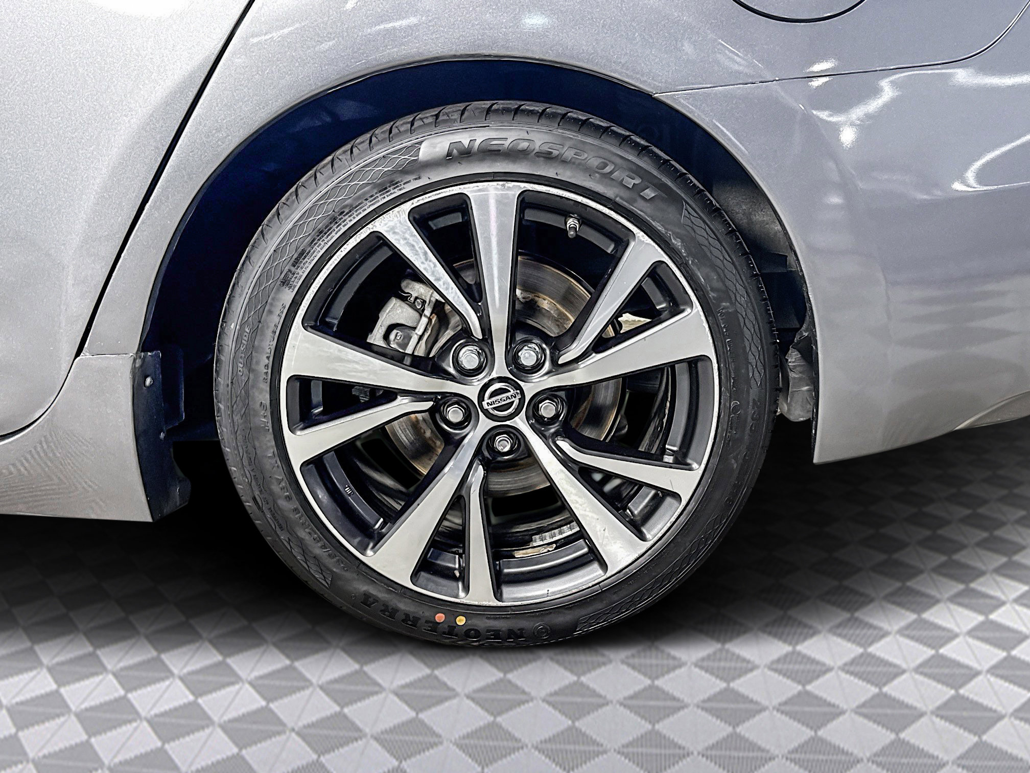 Used 2021 Nissan Maxima 3.5 SV w/ Floor Mat Group image 35