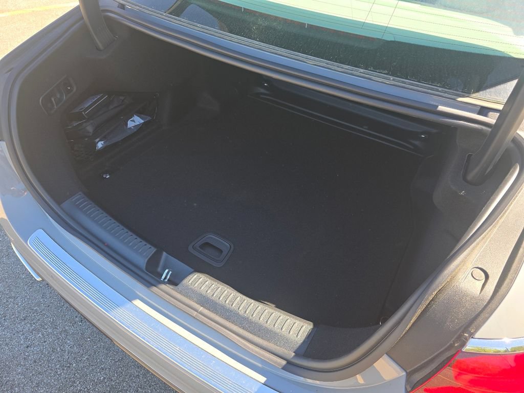 New 2026 Mercedes-Benz E 450 4MATIC Sedan image 19