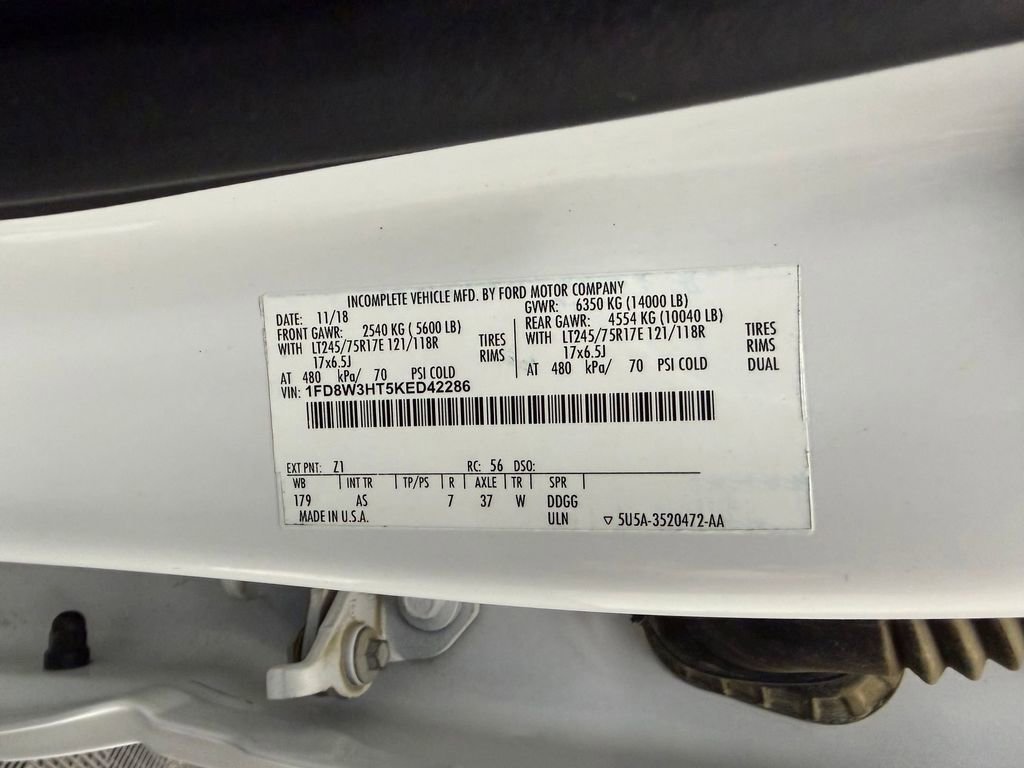 Used 2019 Ford F350 XL w/ Power Equipment Group AWD/4WD image 17