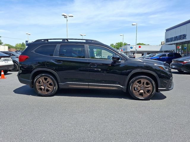 Certified 2025 Subaru Ascent Bronze Edition AWD/4WD image 11