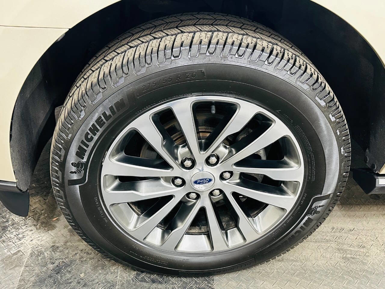 Used 2018 Ford Expedition Limited AWD/4WD image 30