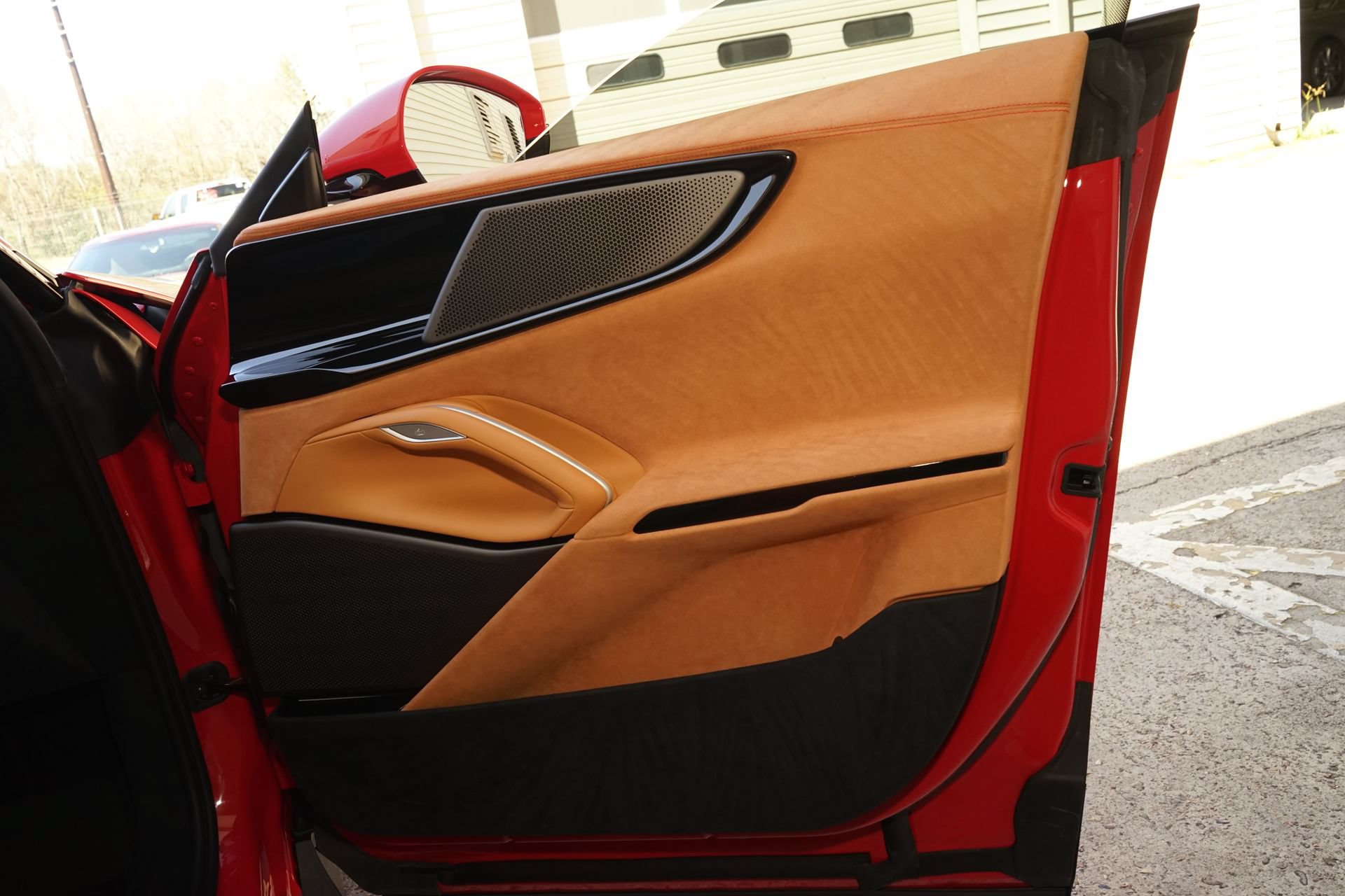 Used 2025 Ferrari Purosangue AWD/4WD image 23