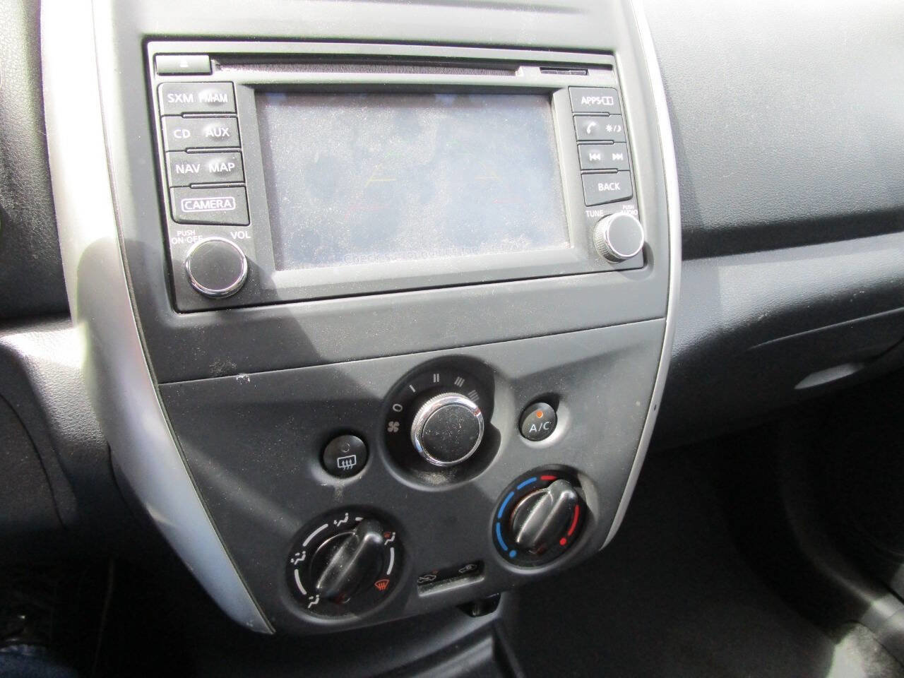 Used 2016 Nissan Versa FWD image 14