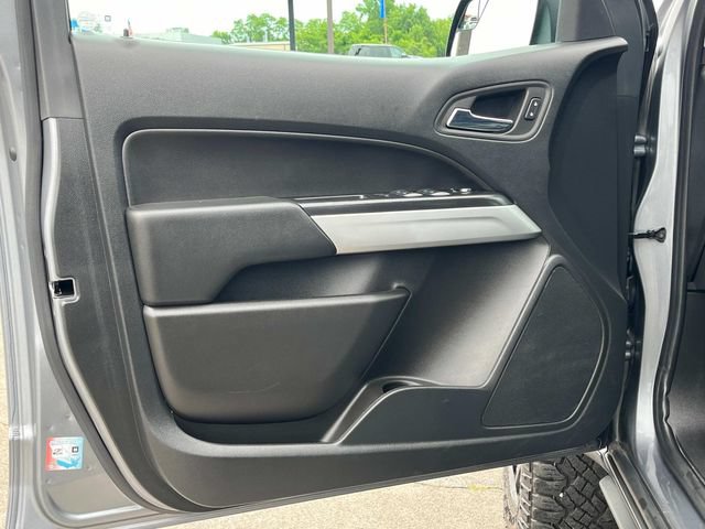 Used 2022 Chevrolet Colorado ZR2 w/ ZR2 Dusk Special Edition AWD/4WD image 28