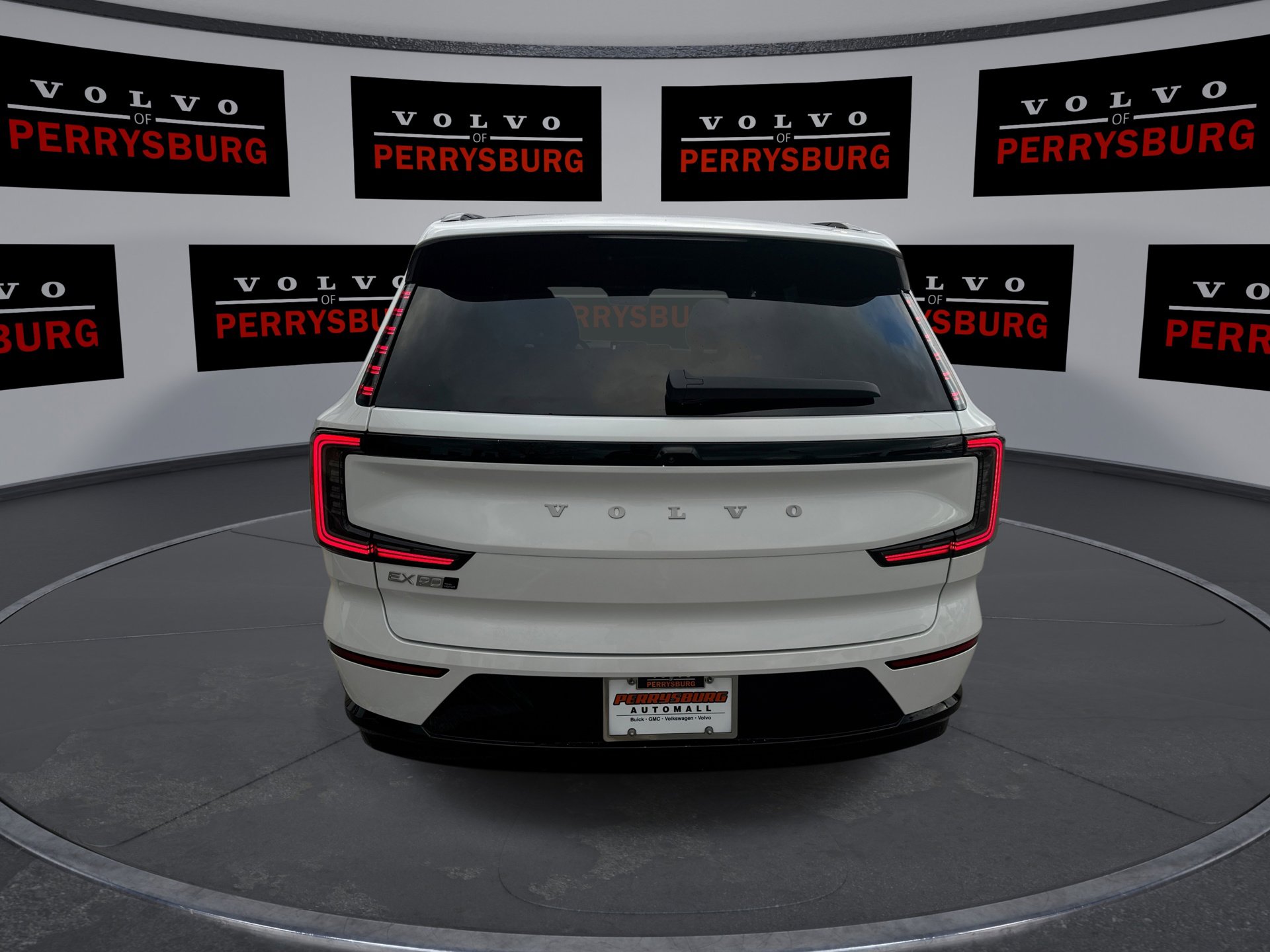 New 2025 Volvo EX90 Plus image 7