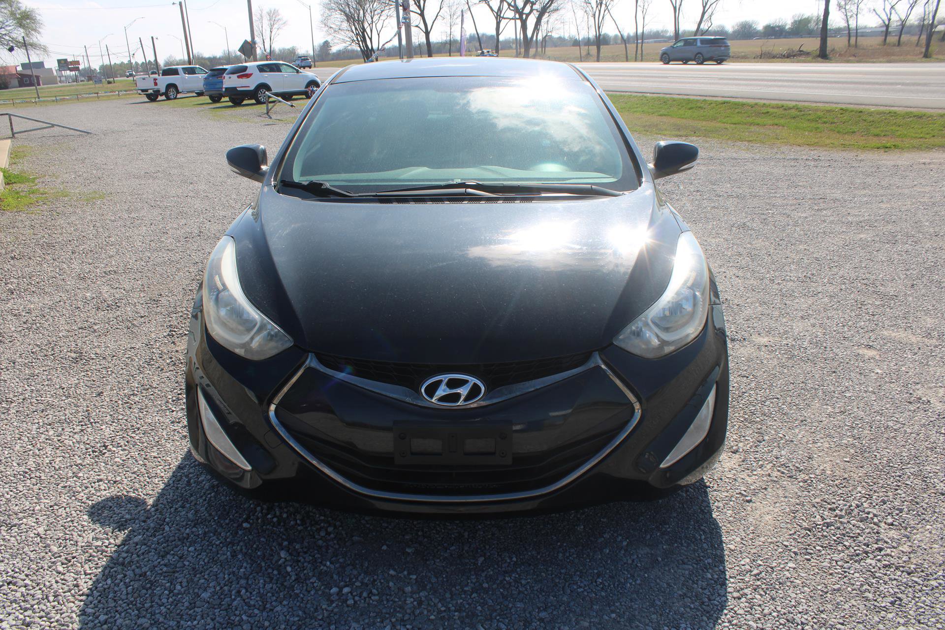 Used 2014 Hyundai Elantra image 2