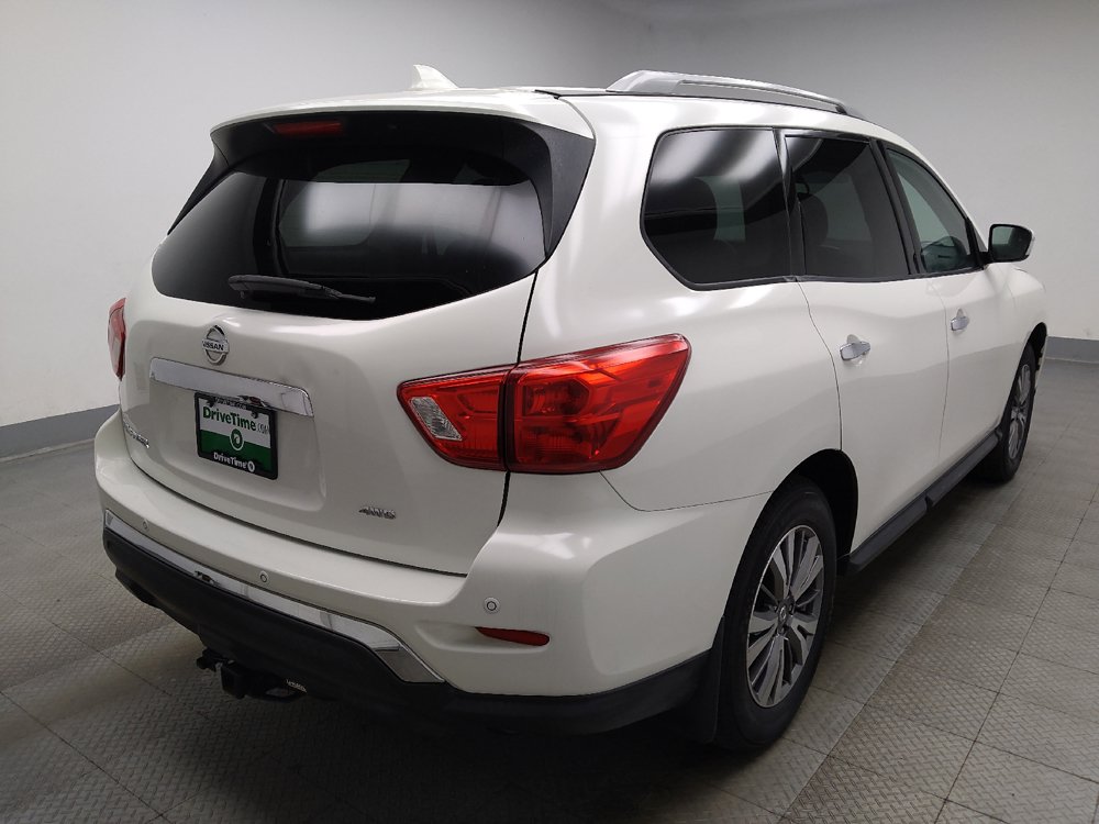 Used 2019 Nissan Pathfinder S AWD/4WD image 9