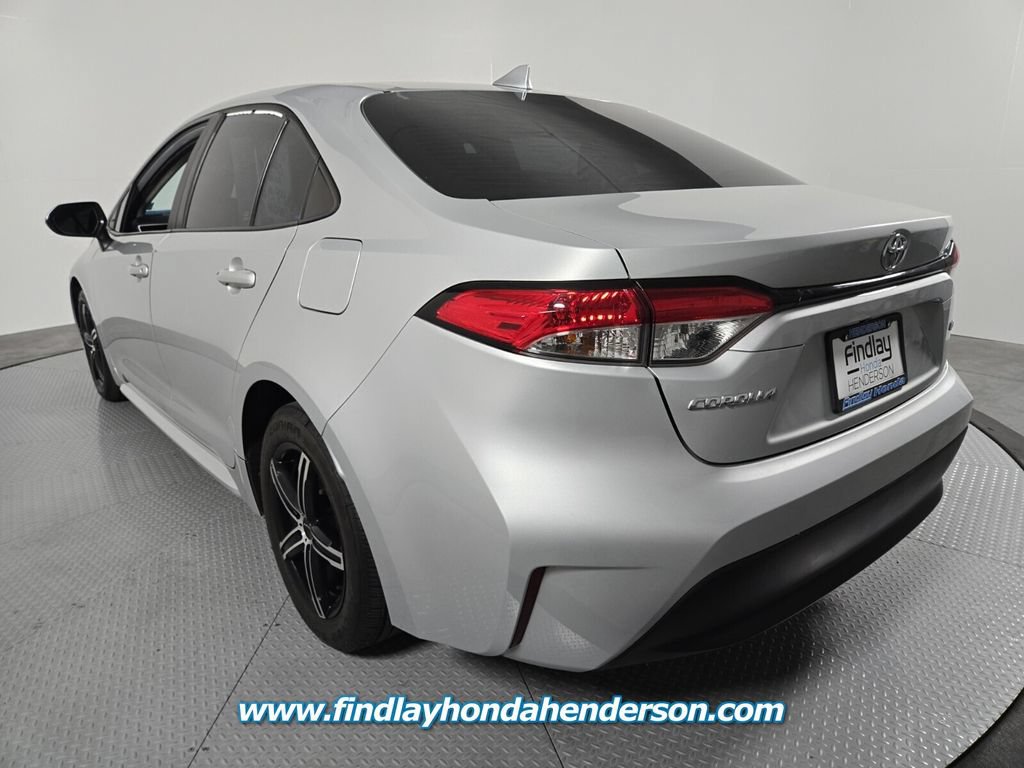 Used 2023 Toyota Corolla LE FWD image 4