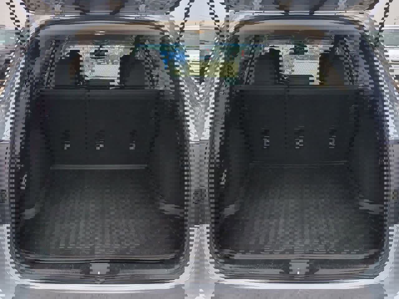 Used 2017 Subaru Outback 2.5i Limited image 34