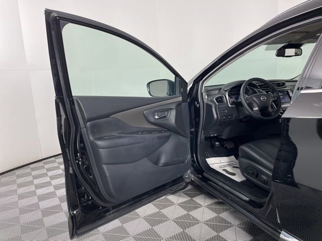 Used 2024 Nissan Murano SV image 16