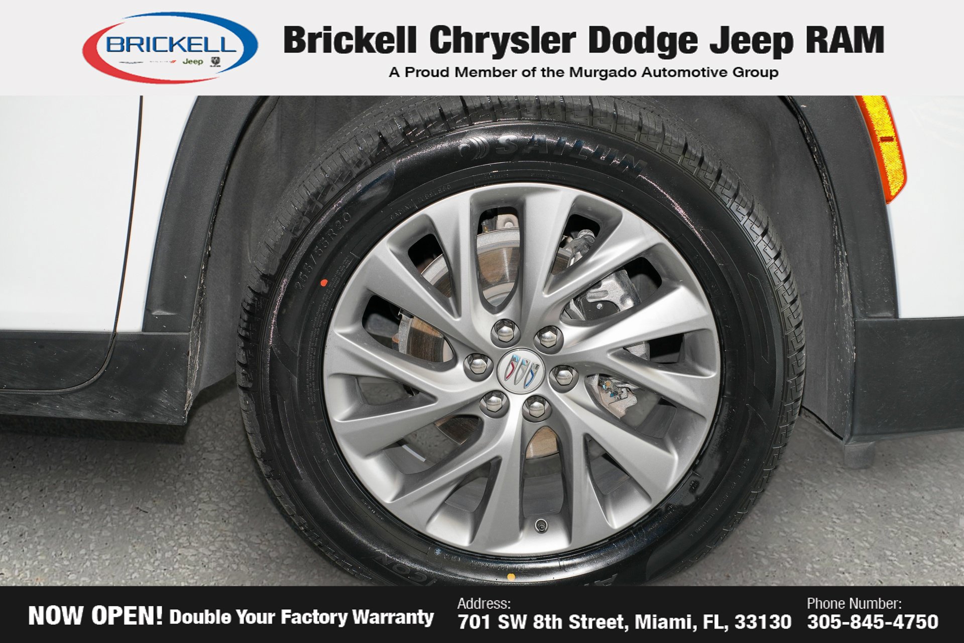 Used 2025 Buick Enclave Preferred FWD image 46