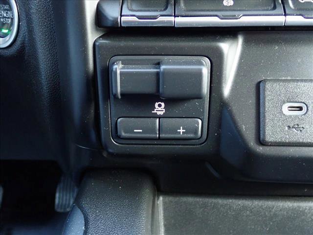 Used 2021 GMC Sierra 2500 AT4 image 22