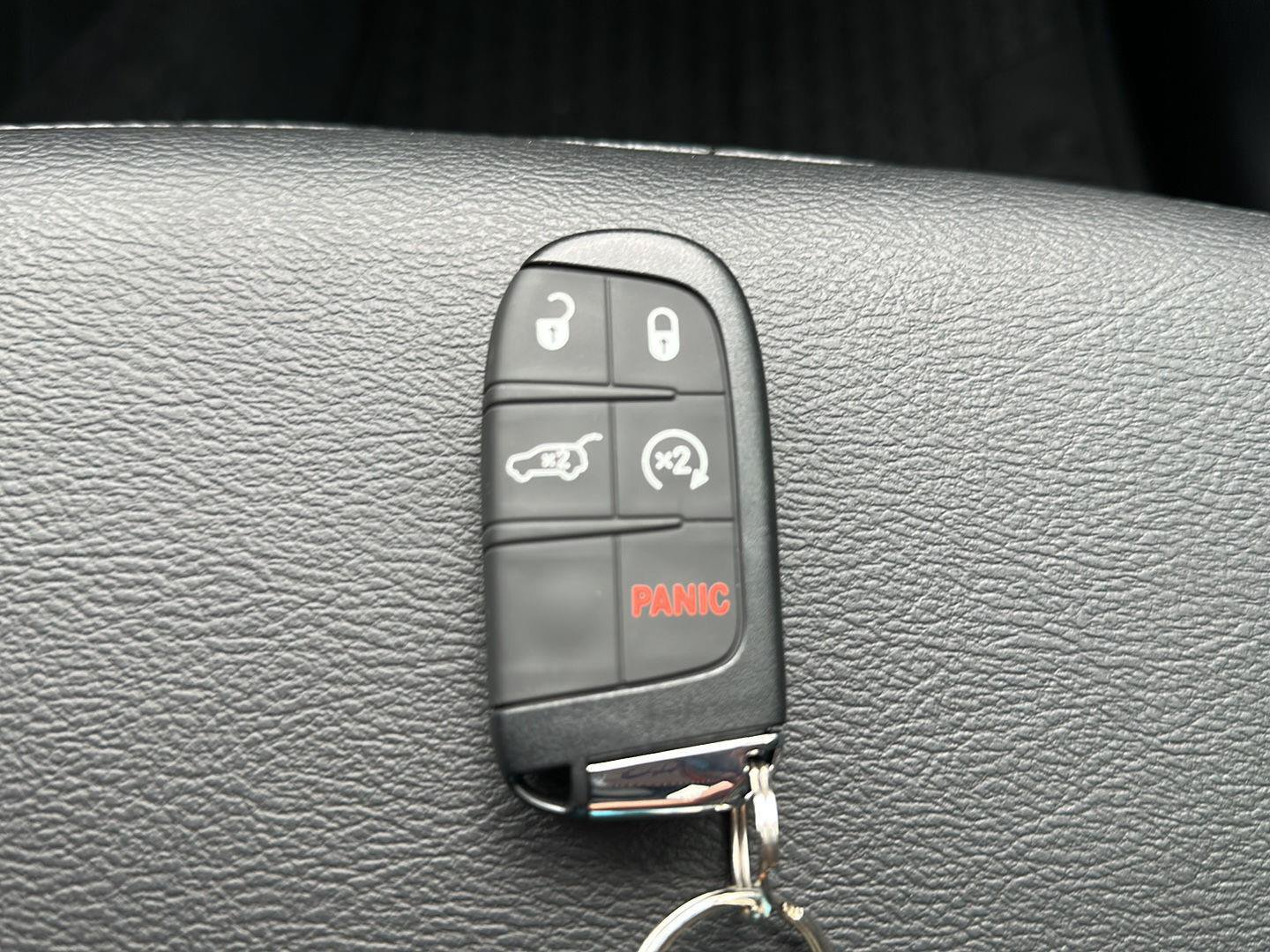 New 2026 Jeep Compass Latitude AWD/4WD image 33