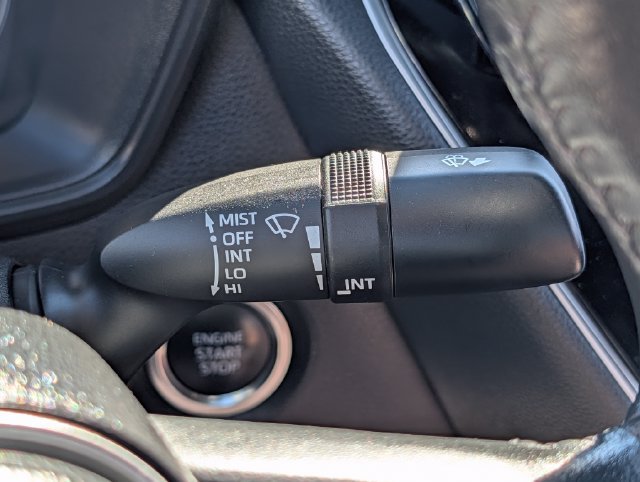 Used 2025 Toyota Corolla SE FWD image 28