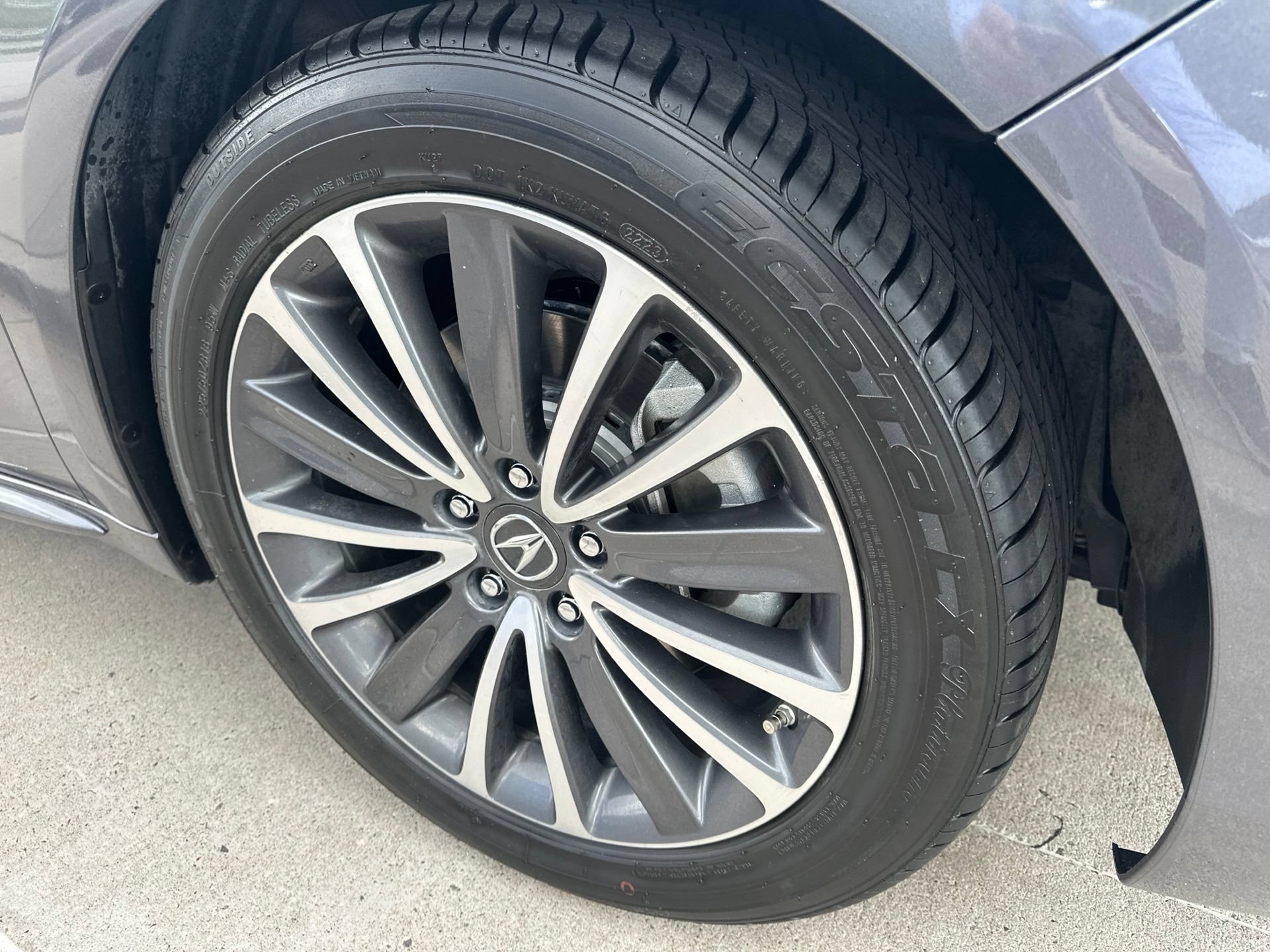 Used 2018 Acura TLX w/ Advance Package FWD image 13