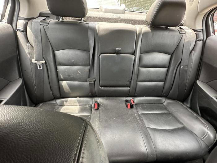 Used 2013 Chevrolet Cruze LTZ FWD image 30